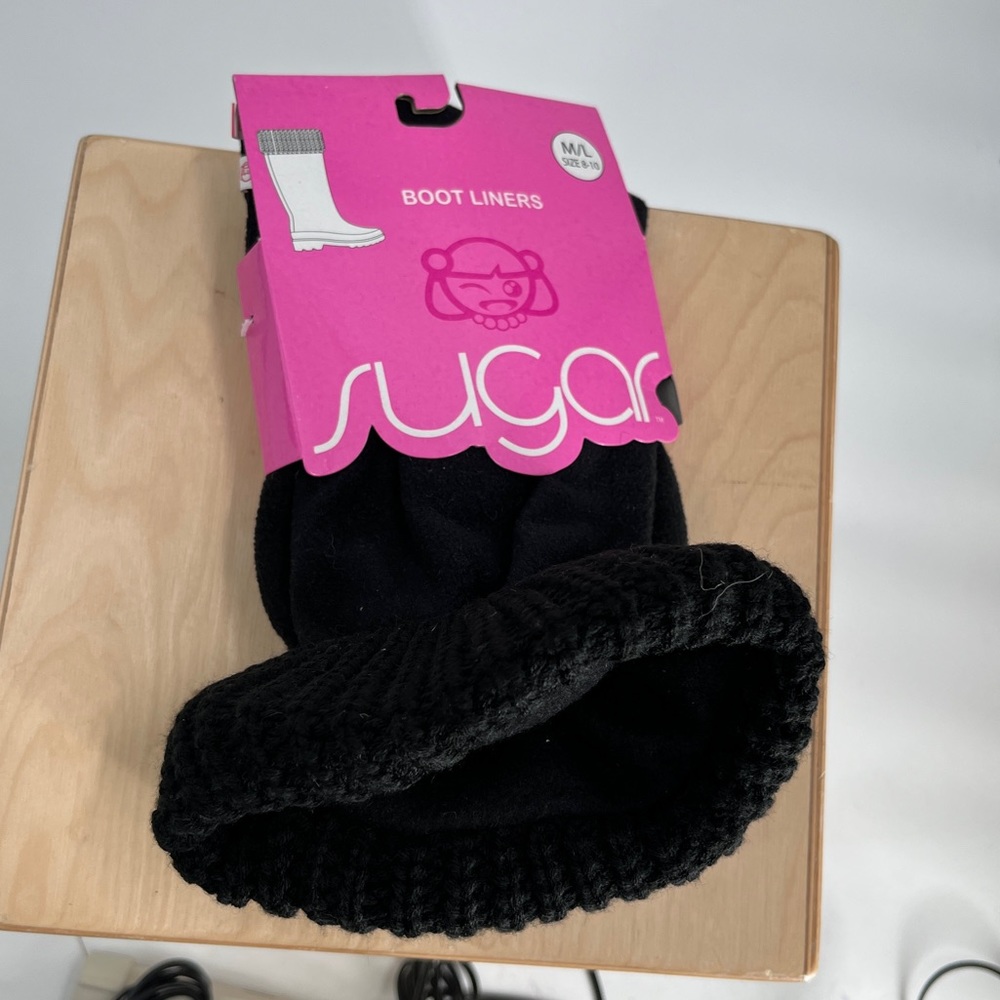 Sugar black boot liners NWT Size 8-10